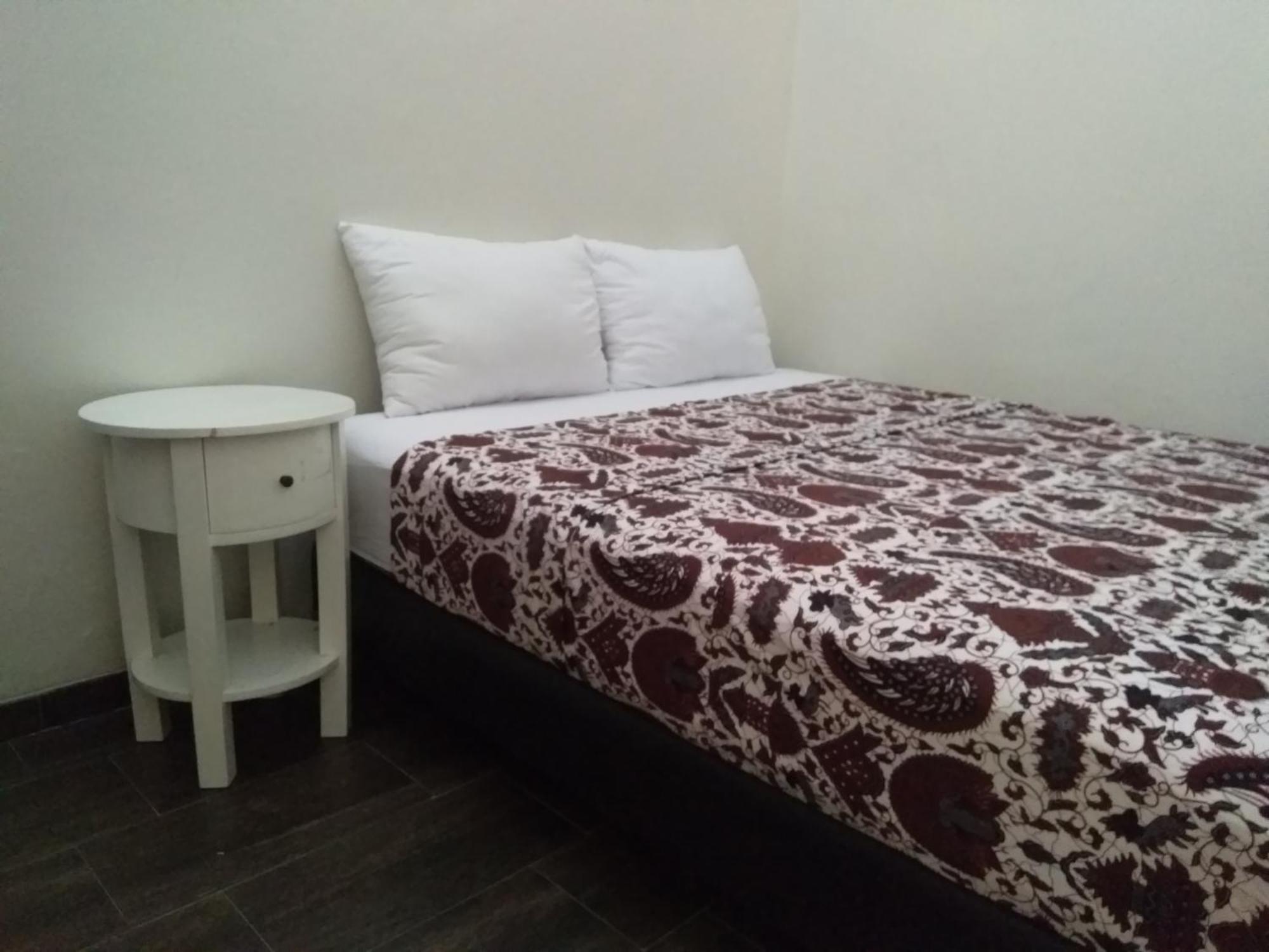 Omah Ngadiwinatan Syariah Appartement Jogjakarta Kamer foto