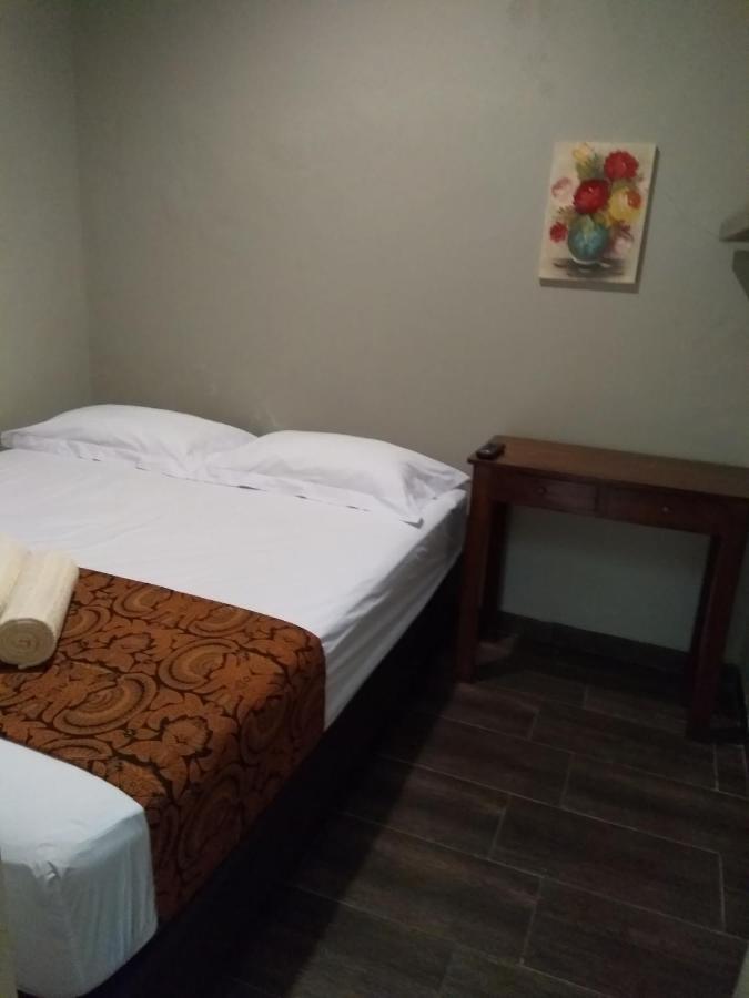Omah Ngadiwinatan Syariah Appartement Jogjakarta Buitenkant foto